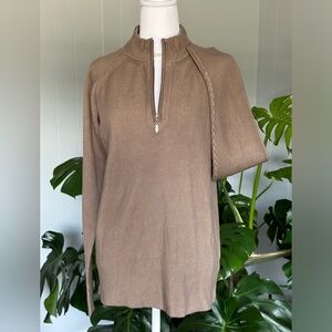 🛍️ NWT Luchiano Visconti Taupe color sweater size medium